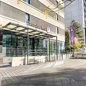 Premier Frankfurt Westend فندق